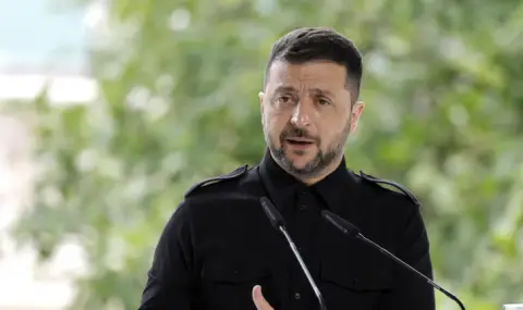 Зеленски обвини Русия, че разширява войната. Украйна ще се нуждае от поне 120 млрд. долара за отбраната си през 2026 г. - 1