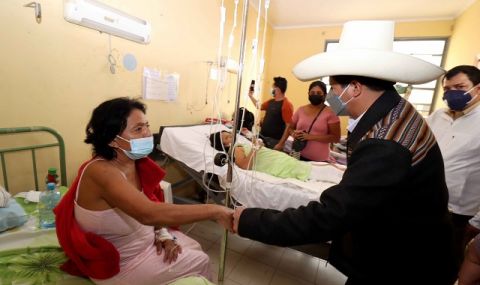 Ранени и разрушения след земетресението в Перу - 1