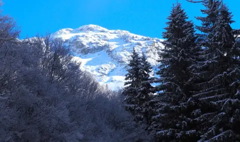 Времето днес, прогноза за петък, 13 март: Слънчево със слаб до умерен вятър от изток-североизток