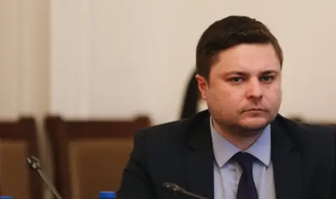 Мюмюн Мюмюн напусна парламентарната група на Ахмед Доган - 1