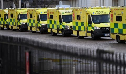 Великобритания се бори с двойна епидемия на фона на стачки на медицинските служители - 1