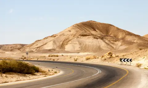 Защо все повече градове забраняват левия завой - 1