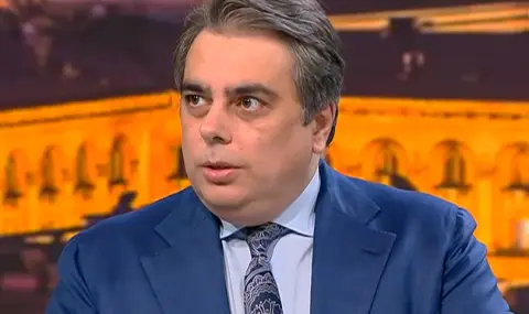 Асен Василев: Бюджетът за догодина ще трябва да бъде преправен основно - 1