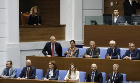 Какви са очакванията към мнозинството в парламента и кои са спешните задачи