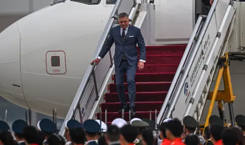 Словашкият премиер Роберт Фицо пристигна в Китай - 1