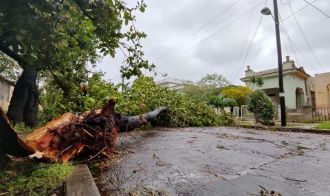 Ураганът Джулия удари бреговете на Никарагуа - 1