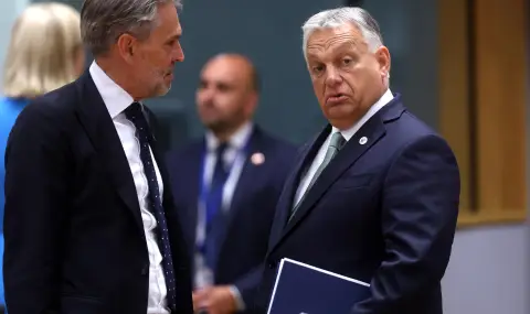 Горещо лято в Унгария - Орбан се бори за оцеляването си - 1