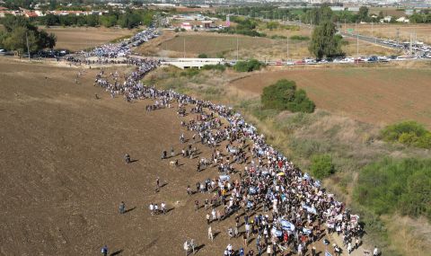 63-километрово шествие на израелските семейства на заложниците е близо до Йерусалим - 1
