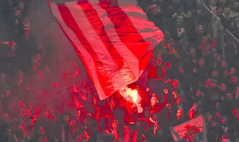 Брутално меле с фенове на Цървена звезда в Нови пазар - 1