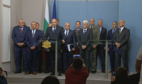 Румен Радев: Референдуми в зона на военни действия са пълен абсурд и България няма да ги признае ВИДЕО - 1