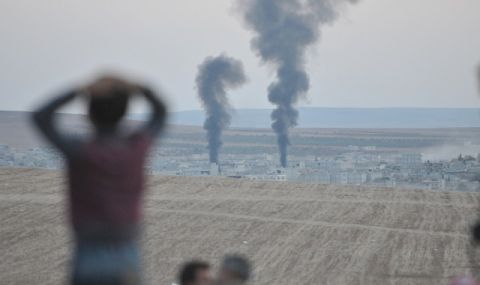 Израелската армия отрича: Не бомбардираме с бял фосфор - 1