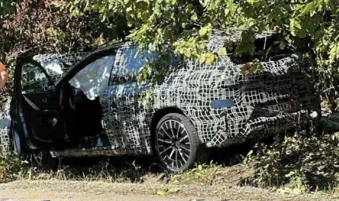 Прототип на BMW iX3 катастрофира в Унгария (ВИДЕО) - 1