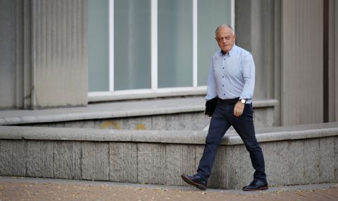 Атанас Атанасов: Толкова време ние имахме подозрения, че ни е инсталиран сламен човек, и те се оправдаха - 1