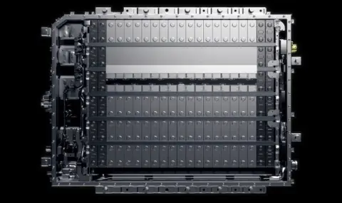 New battery gives hybrids up to 400km of electric range  - 1