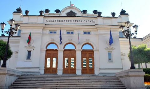 НС ще изслуша вицепремиерите Иван Демерджиев и Атанас Пеканов и трима служебни министри - 1