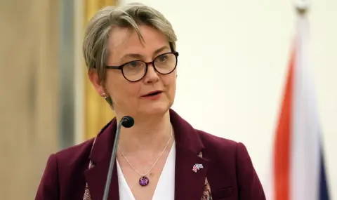 Великобритания иска прекратяване доставките на оръжие за Судан - 1