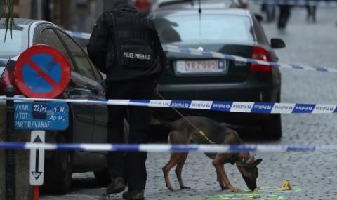 Мъж наръга полицай в центъра на Брюксел - 1