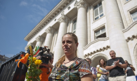 САЩ отмени искането за екстрадиция на Гергана Червенкова - 1