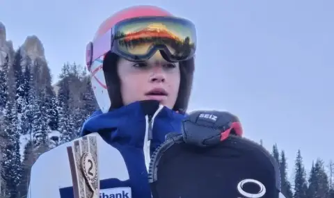 Excellent Zamfirova - finished third in alpine snowboarding in China  - 1