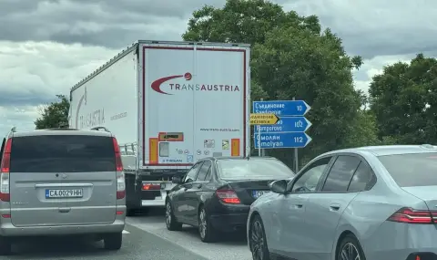 Сериозни задръствания на автомагистрала "Тракия" - 1