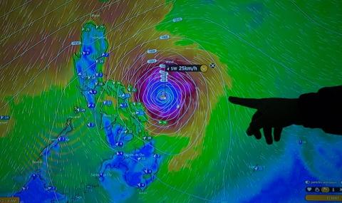 Сезонът на тайфуните идва заплашително - 1