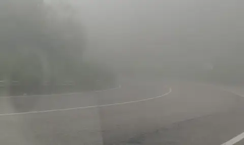 Заради мъгла е намалена видимостта при проходите "Беклемето" и "Петрохан" - 1