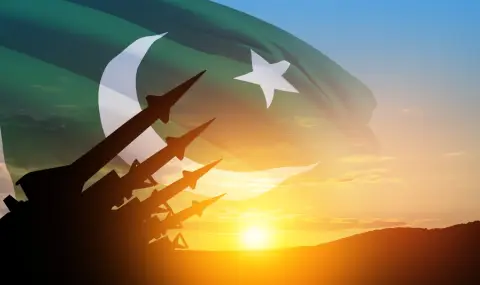 Атентат в Северозападен Пакистан отне живота на петима цивилни - 1