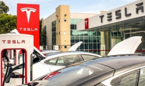 Собственици на електромобили Tesla губят много при препродажба - 1