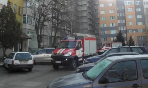 Мъж пострада при пожар в Пловдив - 1