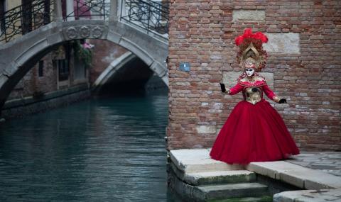 Край на карнавала във Венеция заради вируса - 1