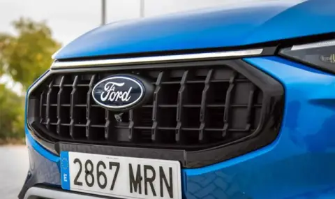 Ford  launches new ICE SUV to compete with Dacia Duster  - 1