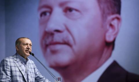Ердоган: Закриваме базата в Катар само ако Доха поиска - 1