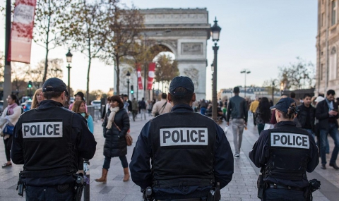 Париж удължи забраната за демонстрации - 1