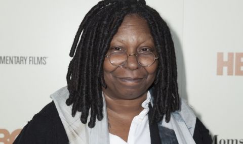 Отстраниха Упи Голдбърг от работа заради скандален коментар за Холокоста (ВИДЕО) - 1