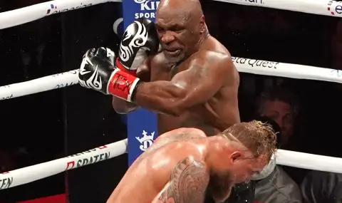 Майк Тайсън срещу Флойд Мейуедър през 2026-а година - 1