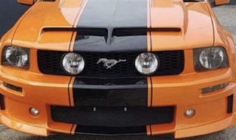 Единственият в света Mustang с 4 врати - 1
