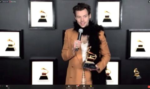 Хари Стайлс отново оглави класацията на "Билборд" - 1