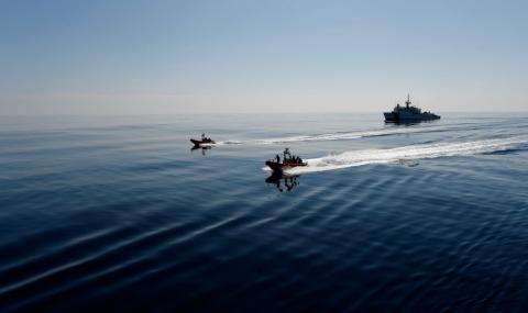 Задържаха кораб с два тона кокаин - 1