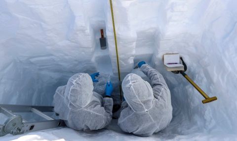 В ход е 38-та китайска антарктическа експедиция - 1