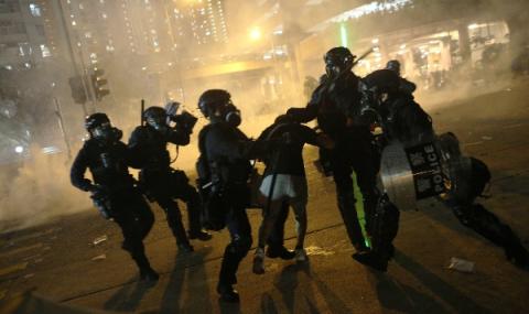 Огромни протести в Хонконг - 1