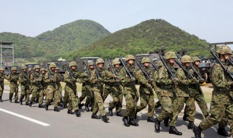 Япония с ново военно подразделение - 1