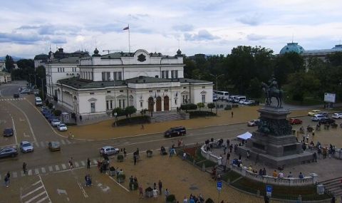 Демонстрация в подкрепа на ПП пред Народното събрание - 1