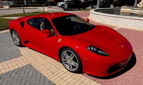 Продава се бившето Ferrari на Тръмп - 1