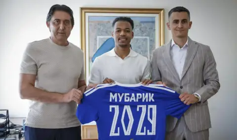 Мароканският халф Мехди Мубарик подписа с Левски - 1