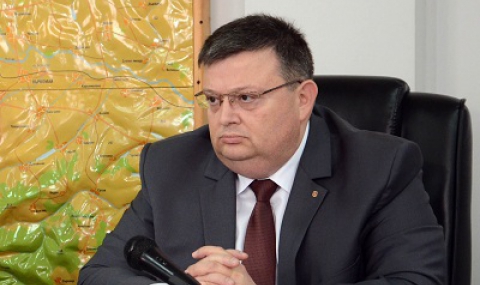 Цацаров: Няма данни за саботаж при взрива в Горни Лом - 1