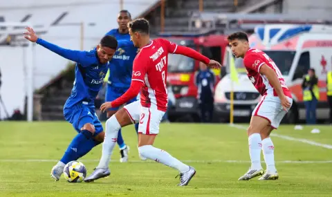 Здрав удар от УЕФА по Левски заради мача с Беер Шева - 1