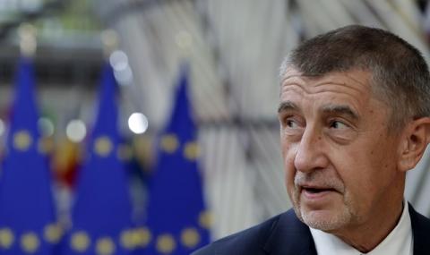 Чешкият премиер с остро обвинение: ЕС се намесва в страната ми! - 1