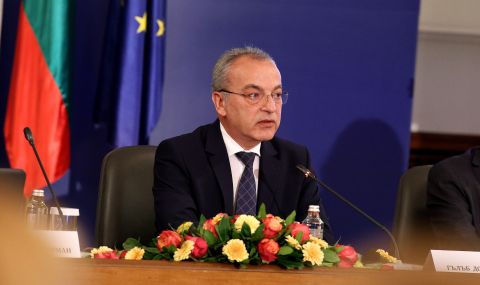 Гълъб Донев: Спираме временно вноса на храни от Украйна - 1