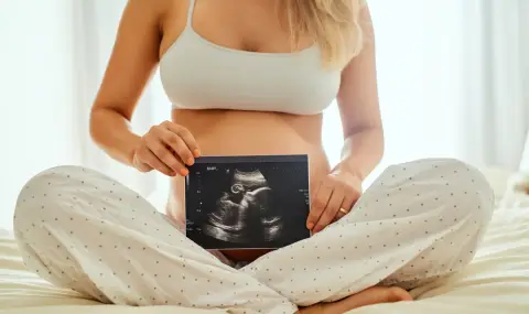 Проблемите с щитовидната жлеза при бременност повишават риска от аутизъм при бебето - 1