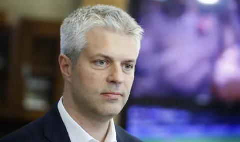 Благомир Коцев е подписал нови три заповеди за премахване на незаконни сгради в "Баба Алино" - 1